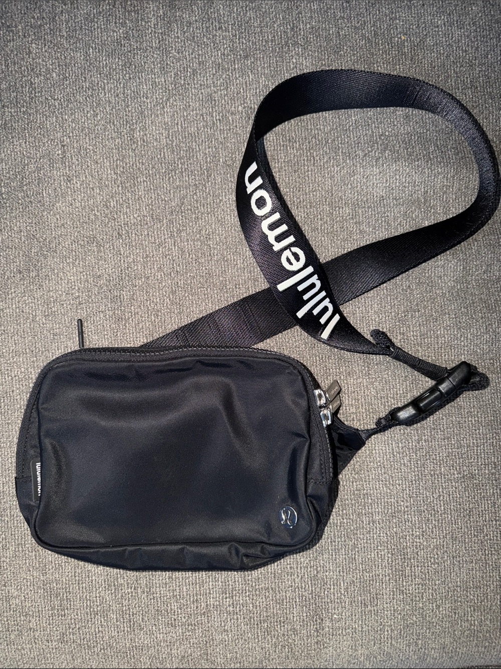 Lululemon Black Belt Bag 🖤✨ | Silver Logo | One Size - Picture 2 of 5